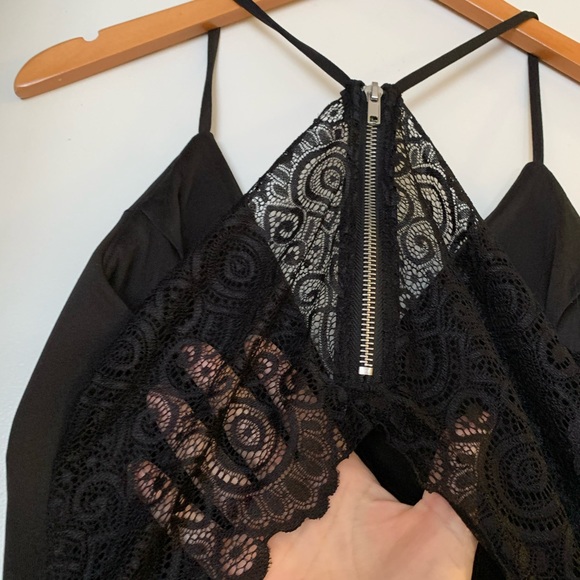 Dress - Picture 3 of 4